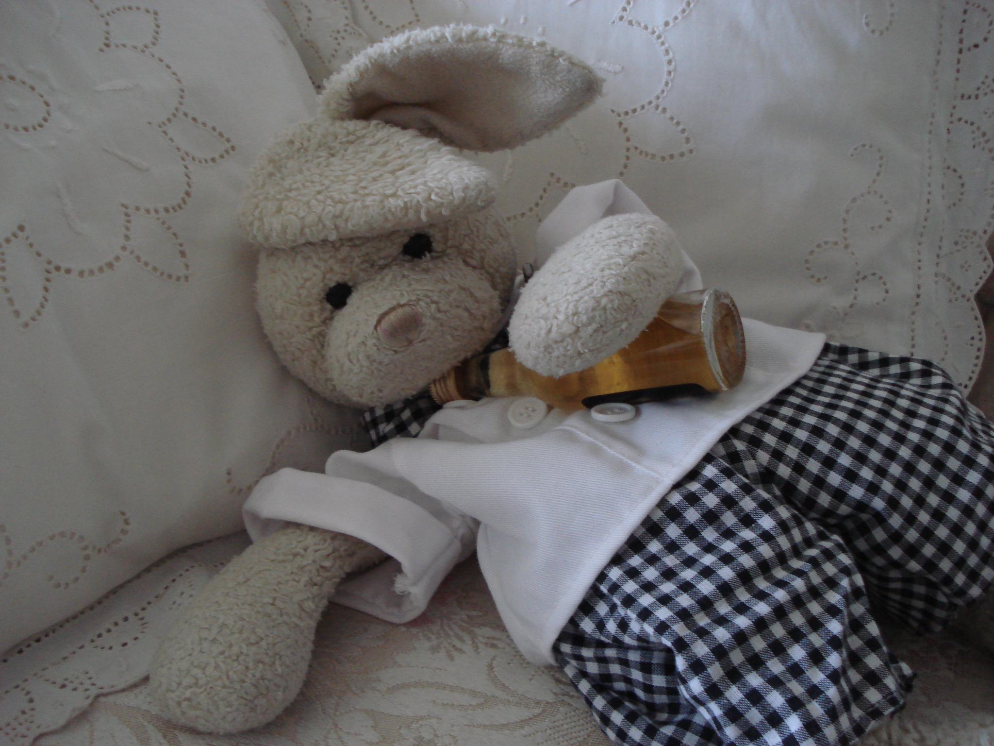 Chocolate Cupcakes Show Picture