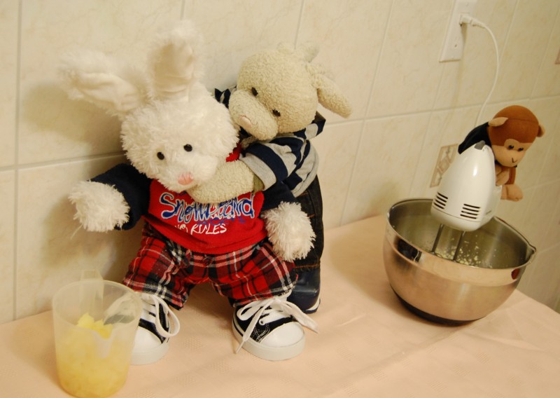 Pineapple Muffins Show Picture