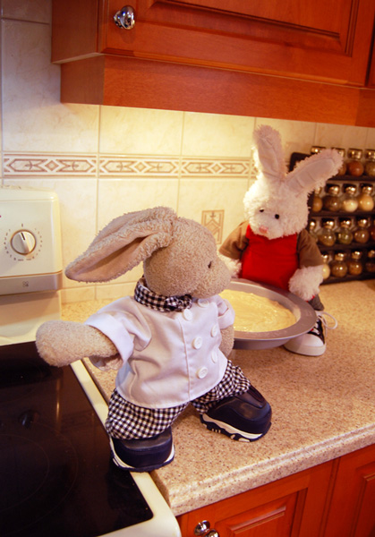 Strawberry Cake Show Picture