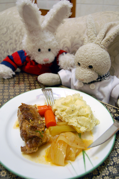 Lamb with Lemon Mint Sauce Show Picture