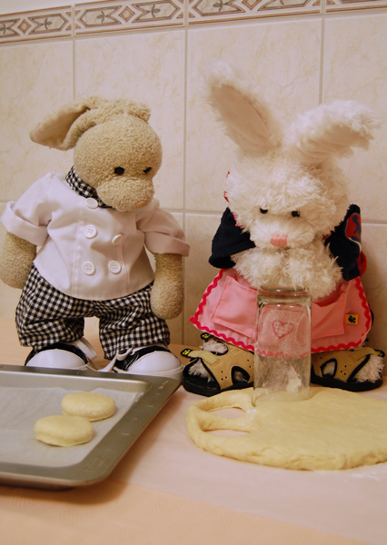 Tea Biscuits Show Picture