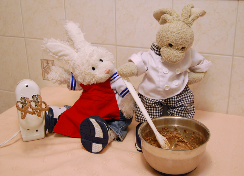 Chocolate Frosting Show Picture