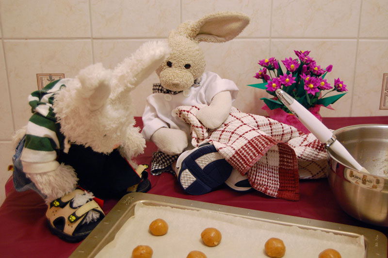 Peanut Butter Cookies Show Picture