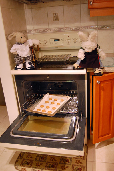 Peanut Butter Cookies Show Picture