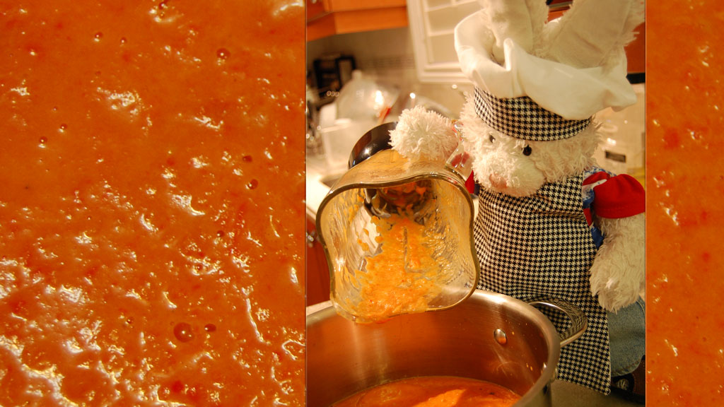 Sopa de Tomates Asados (Roasted Tomato Soup) Show Picture