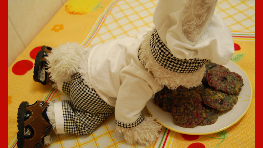 Soylent Smurf Cookies Show Picture