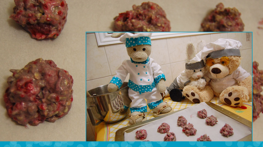 Soylent Smurf Cookies Show Picture