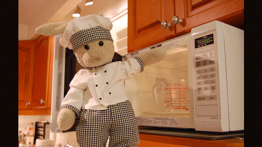 Strawberry Jello Cake Show Picture