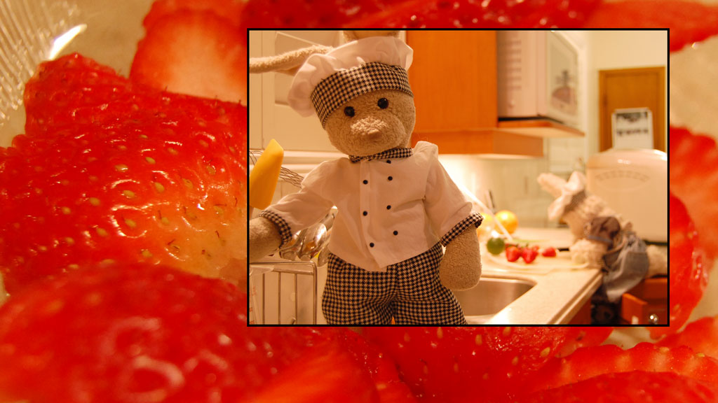 Strawberry Jello Cake Show Picture